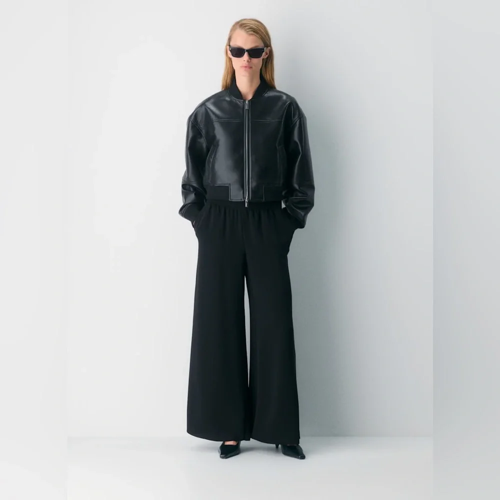 Babaton Parker Palazzo Wide-Leg Pants Black | Minimal Chic | Size S - Picture 3 of 9